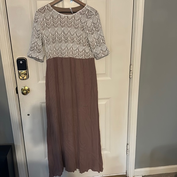 Journey Five Dresses & Skirts - Journey Five Lace Maxi Dress